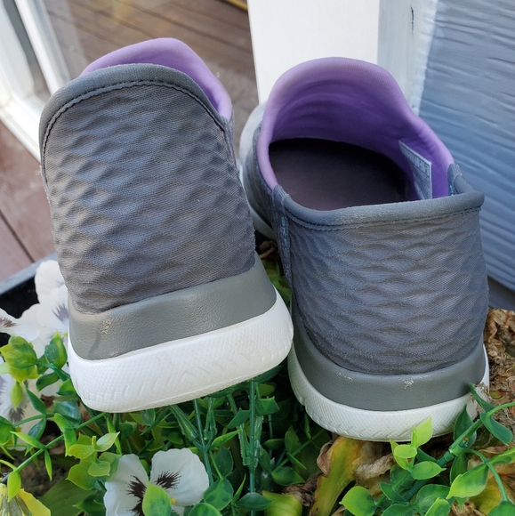 Skechers Women's Hands Free Slip-ins - Picture 7 of 7
